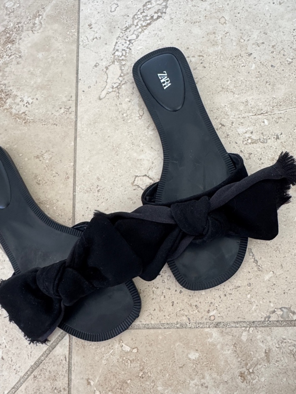 Zara Black Bow Slide Sandals - Picture 4 of 4
